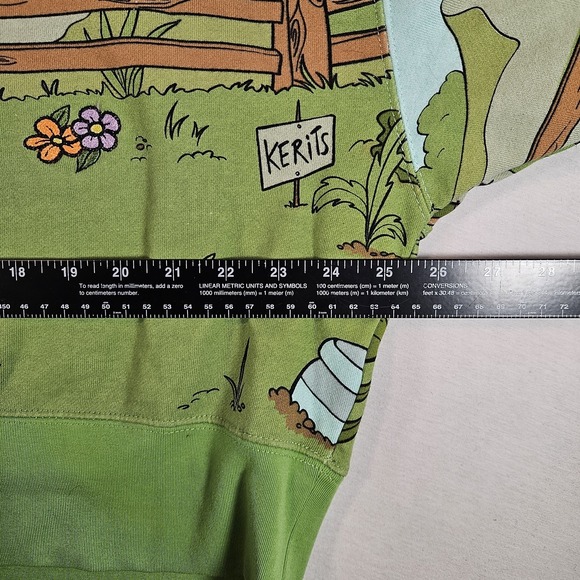 Disney Parks Winnie The Pooh And Friends Sweatshirt Crewneck Size Medium AOP - Picture 6 of 9